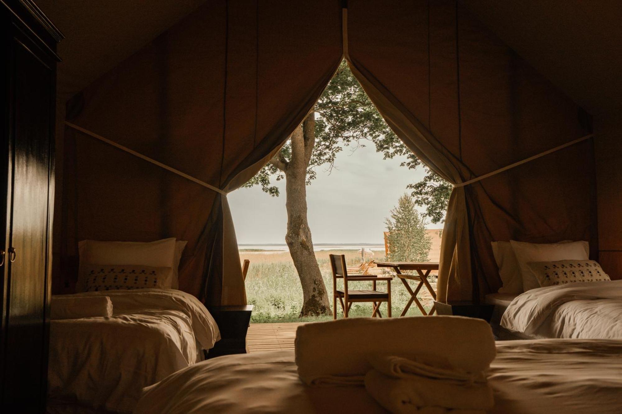 Mia Glamping Hotel Orissaare Ngoại thất bức ảnh