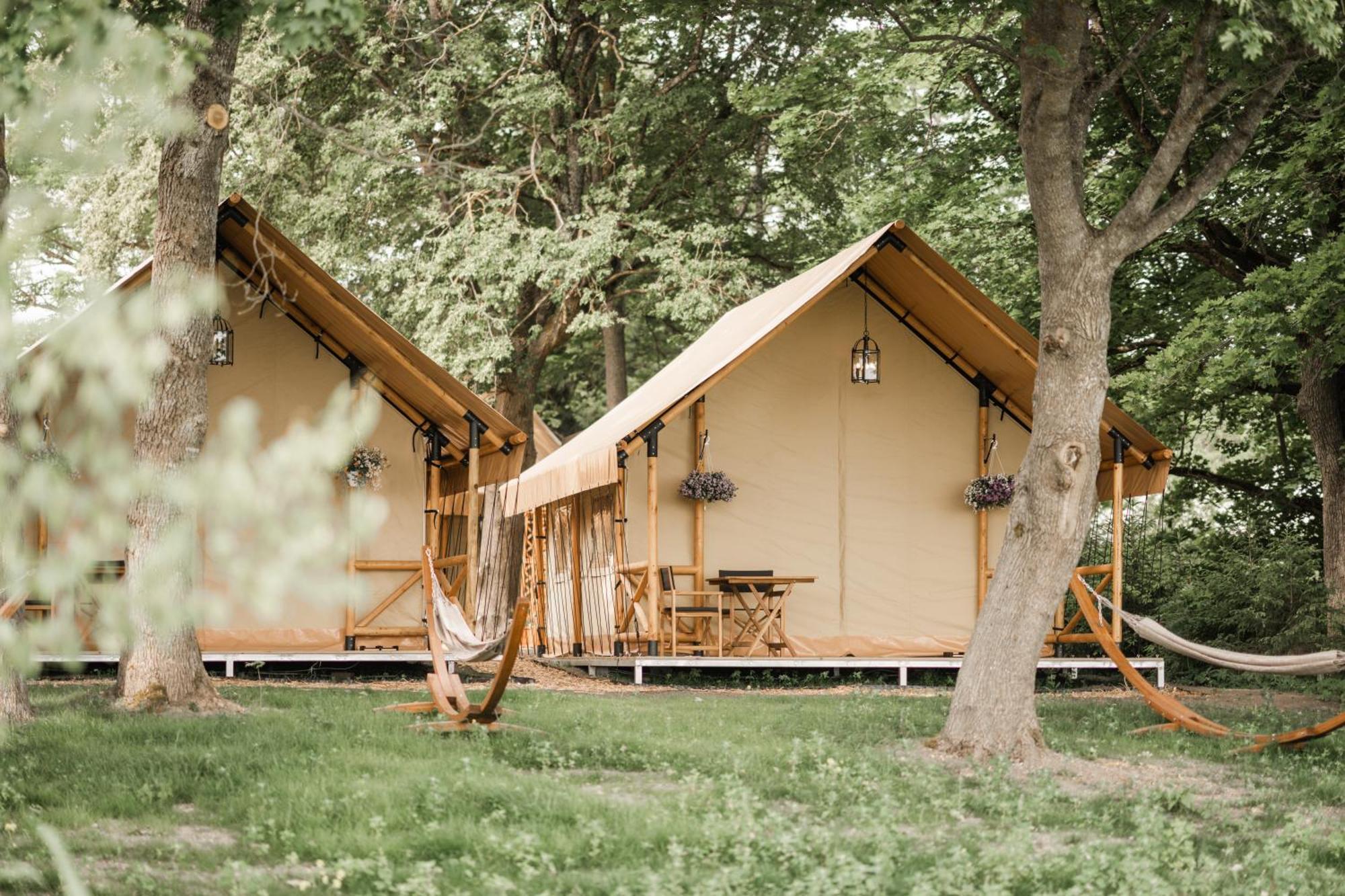 Mia Glamping Hotel Orissaare Ngoại thất bức ảnh