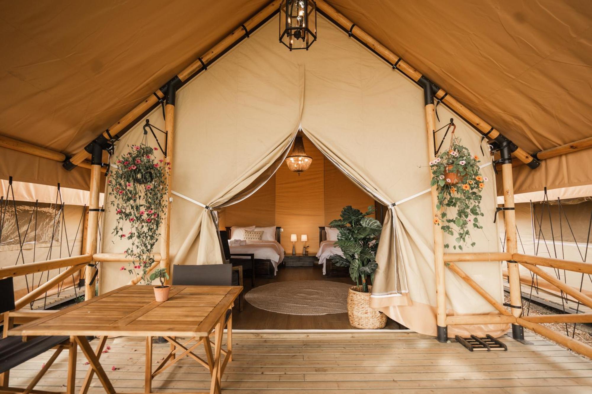 Mia Glamping Hotel Orissaare Ngoại thất bức ảnh